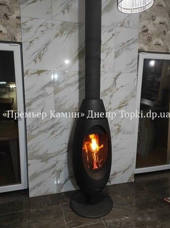 Піч камін в стилі LOFT Invicta Ove. Установка печі - "Прем'єр-Камін".