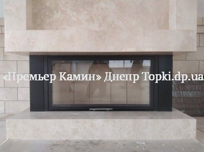 Установка мраморного камина с нишей  под телевизор. 